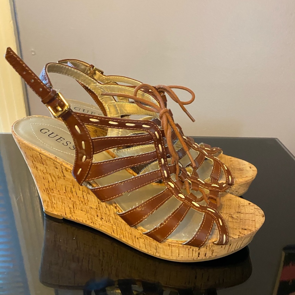 guess wedges size 11